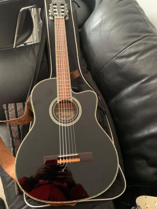 Chitară electro-clasica Ortega RCE145BK