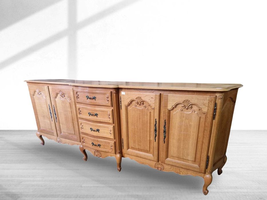 Контрабюфет дресоар от дъбов масив в стил "ЛУИ XV"
