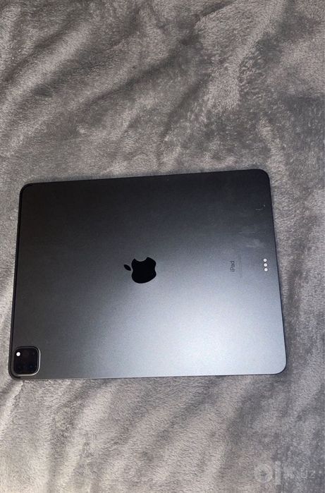 Ipad pro 11 M2 4th generation E-sim