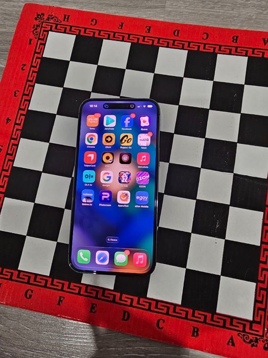 Продам айфон 14 про макс 512гб емкость 82%