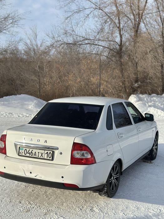 Lada Priora 2012 год