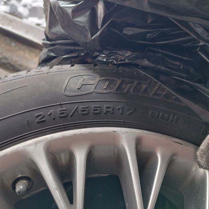 Продам резину с дисками ,стояли тоуто-50