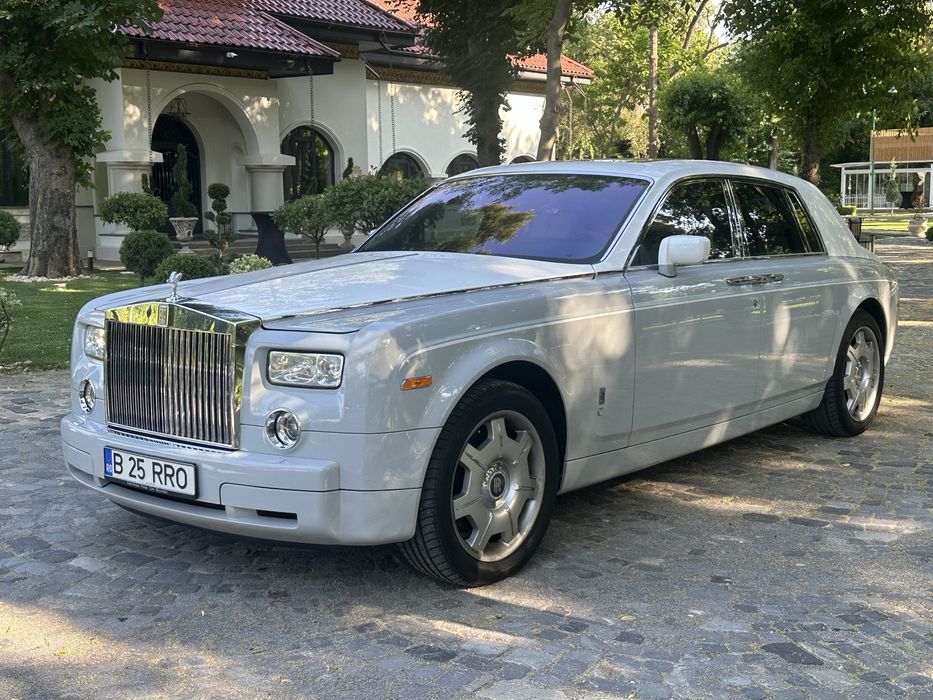Închirieri limuzina Rolls Royce nunta botez filmari petreceri