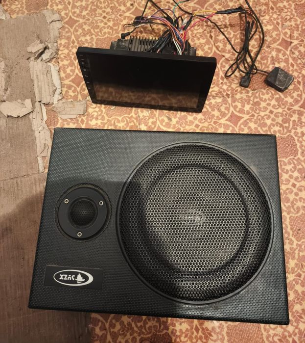 Бувер и экран хорошым состоянием