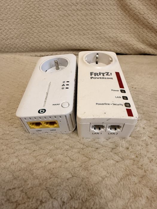 Adaptoare retea lan internet prin reteaua de curent
