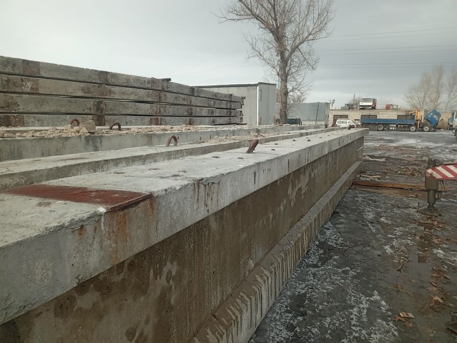 Продам 12 метровые балки