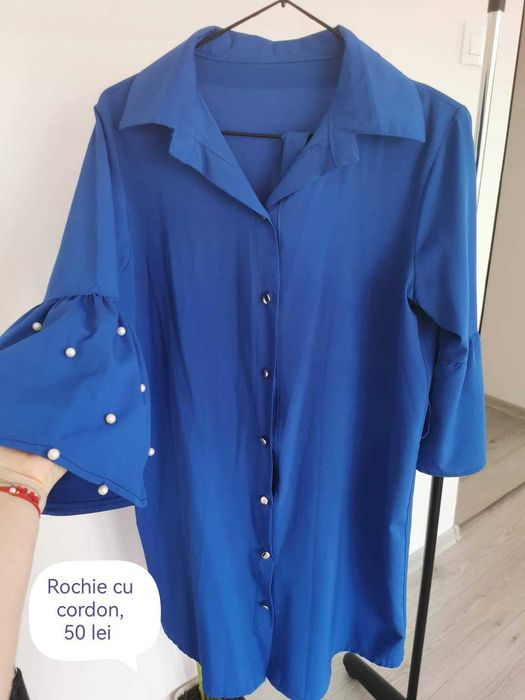 Vând rochii elegante pentru diferite evenimente