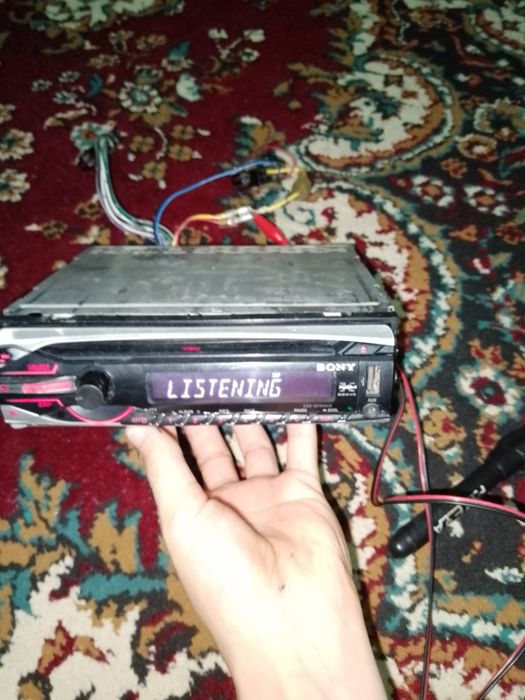 Sony sotiladi sostoyaniye yaxshi