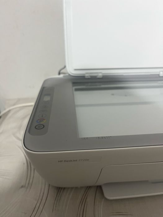 Imprimante  HP DeskJet 2720e