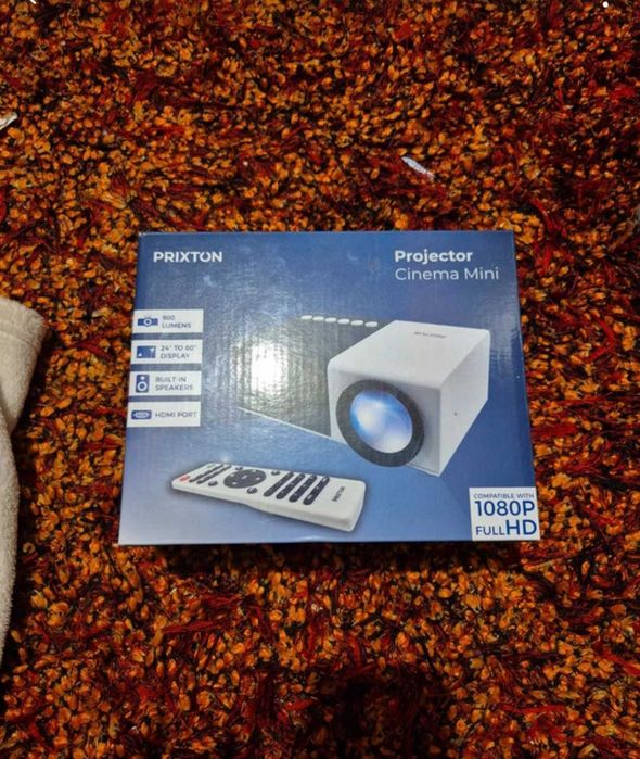 Proiector mini cinema