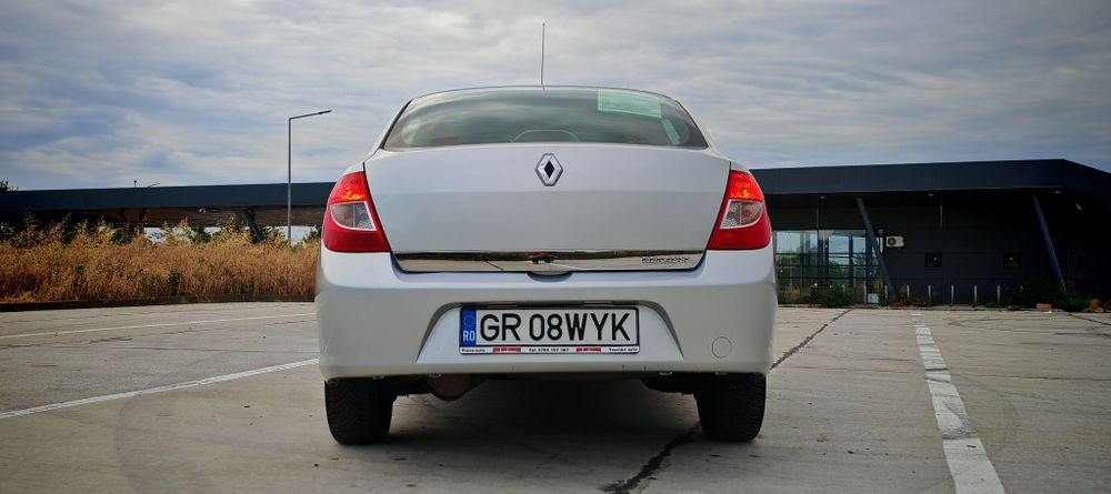 Vând Renault Sumbol 1.4 benzină! An fabricație 2009