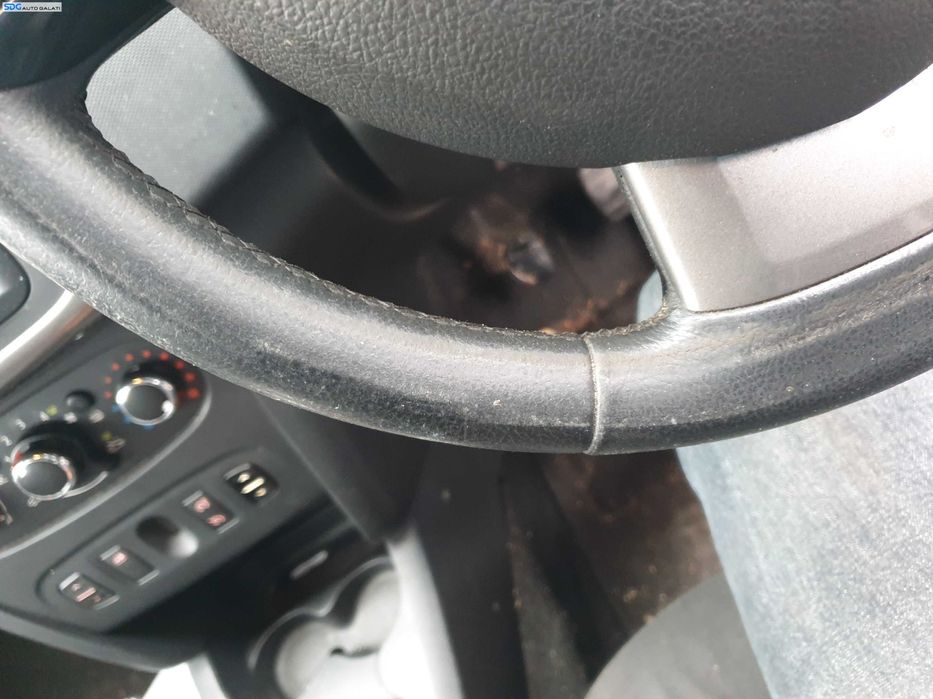 Volan Piele 3 Spite cu Comenzi Fara Airbag Dacia Logan 2 2012 - 2016 [Q0526]