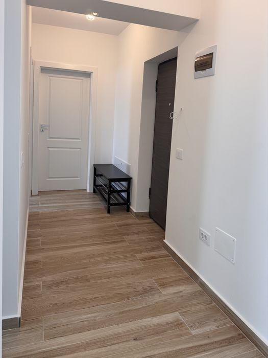 Închiriez apartament 2 camere zona Pacurari