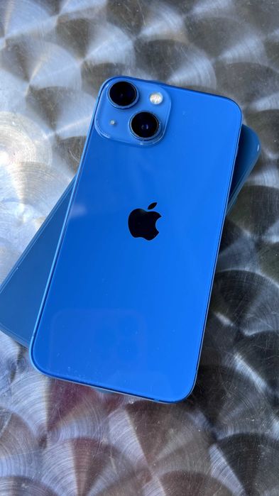 iPhone 13 mini – много добро състояние