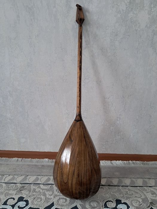 Продаётся домбра