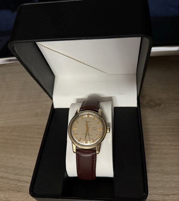 Longines conquest calendar impecabil