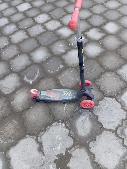 Продам детский самокат