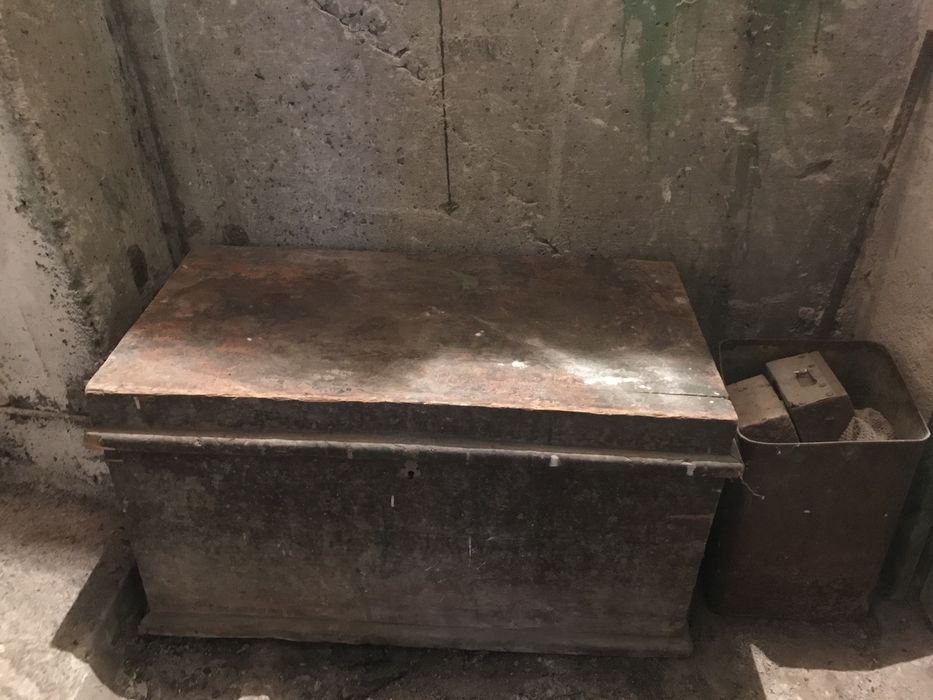 Стар Сандък