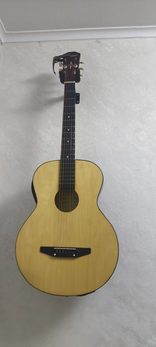 Гитара акустическая