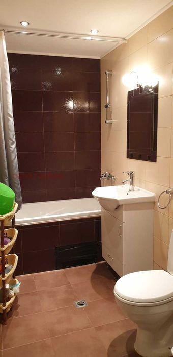 Дава се под наем Двустаен апартамент в София, Младост 1 - 76 кв.м за 612 € - Снимка #3