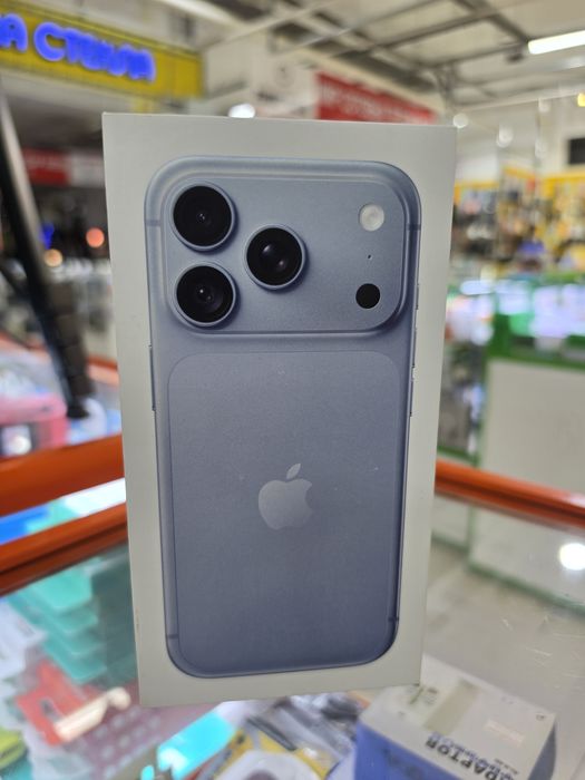 Продам IPhone 18 PRO