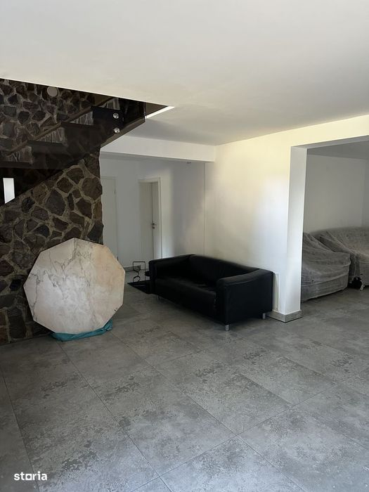 Casa si gradina generoasă aproape de Colibița (potențial Airbnb)