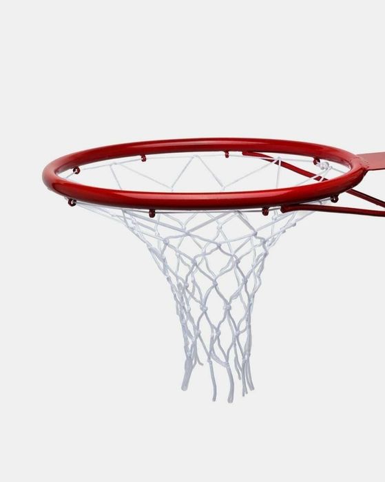 Баскетбольное кольцо с сеткой