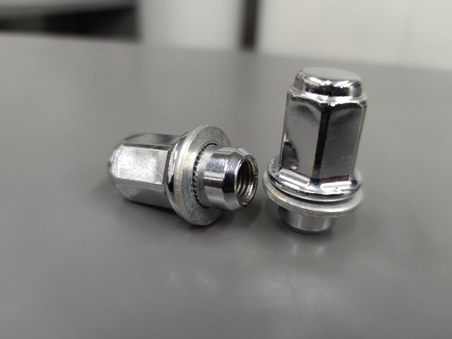 Нови Гайки за джанти Тойота