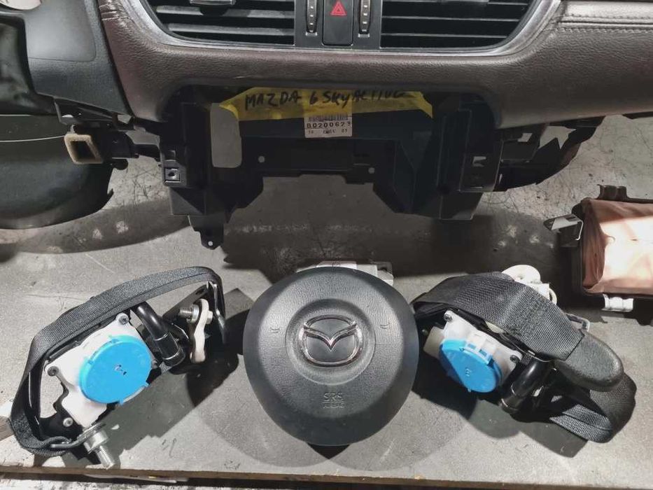 Plansa bord GMG56035002 Mazda 6 GJ