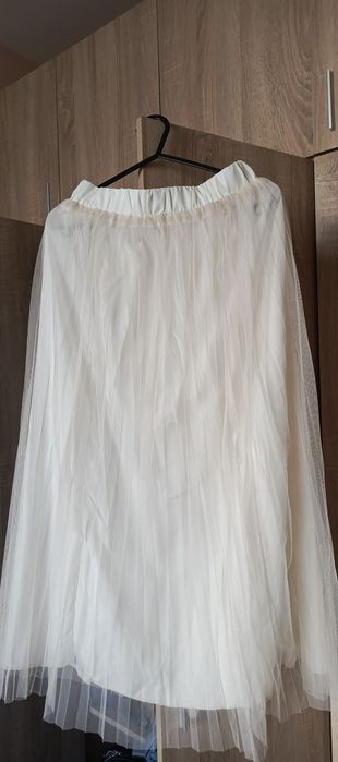 Дамска блуза и пола  ЧИСТО НОВИ