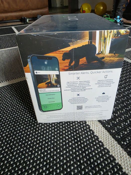 Camere supraveghere wireless Arlo