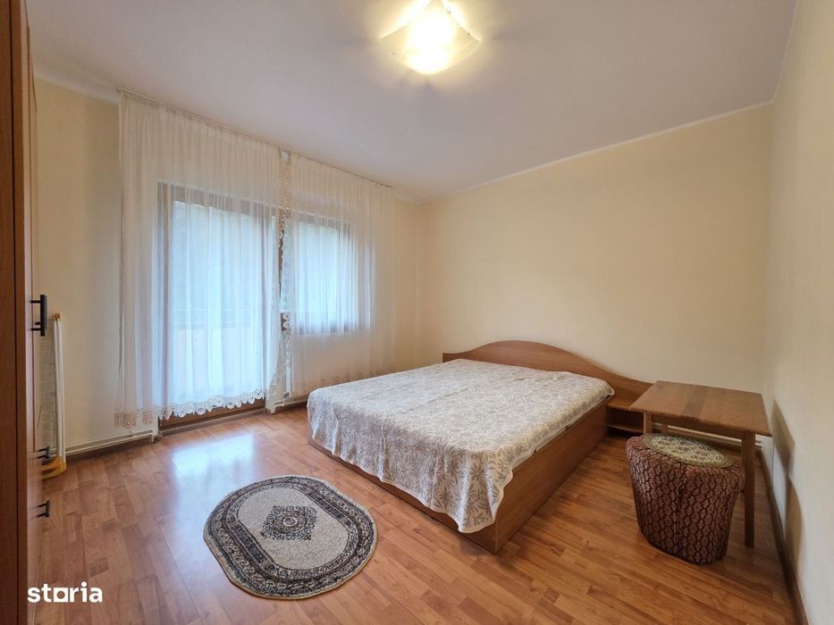 Apartament 3 camere |80 mp|2 balcoane|Parcare|Lângă Spitalul Județean