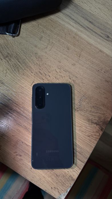 Samsung a36 5G на 8/128гб