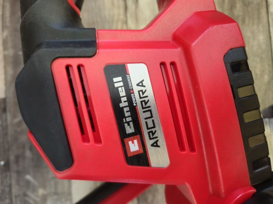 Foarfecă gard viu Einhell Expert ARCURRA 18/55 – 18V Power X-Change – cu cutie, solo