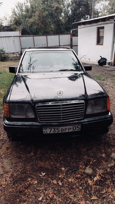 Мерседес бенз w 124