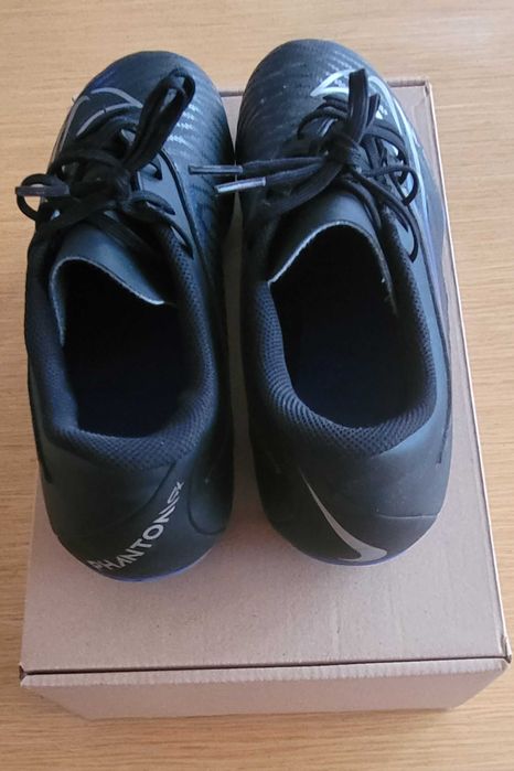 Футболни обувки бутонки Nike Phantom Gx Club Fg/M - размер 44 (UK 9)