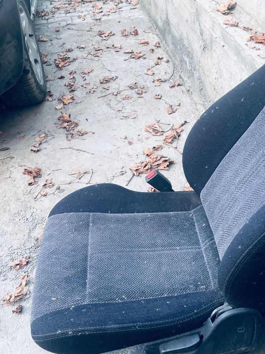 Седенья субару BG/BH продам