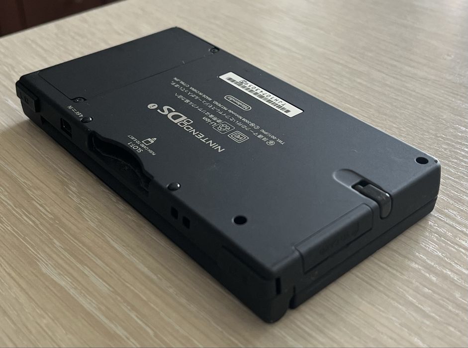 Nintendo DSi / Прошитая / 16 gb