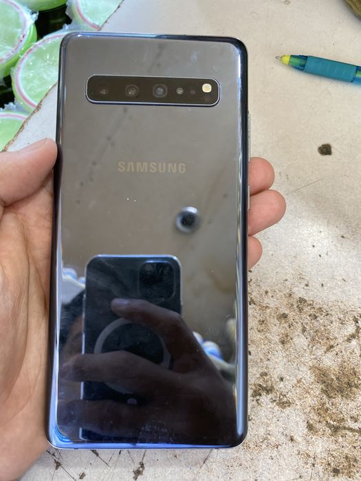 Samsung S10+ 256 talik ekrani kuygan