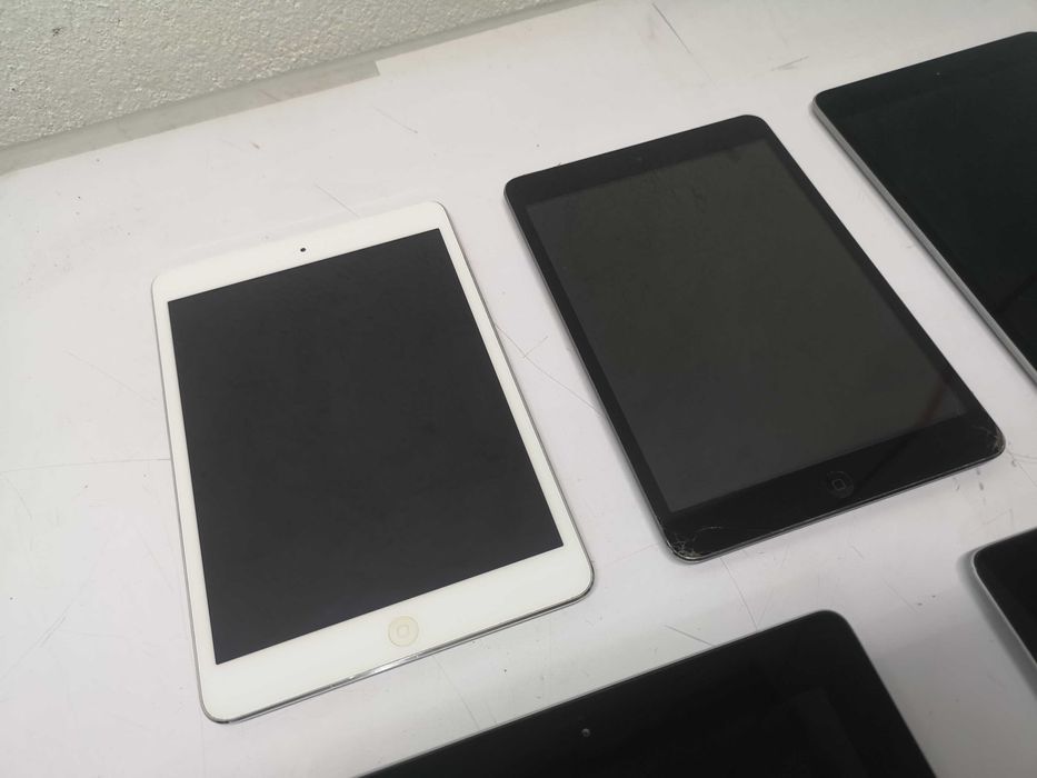 Таблет/ти - лот iPad