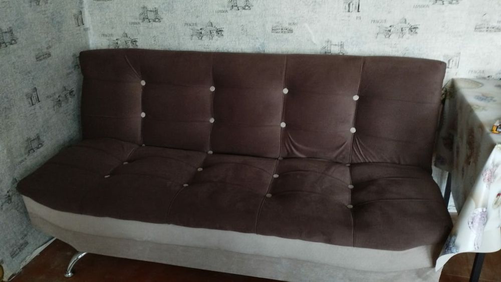 Новый диван с креслами