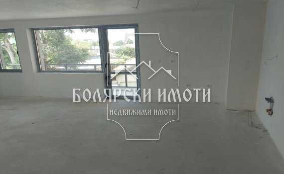 Продава се Тристаен апартамент в Велико Търново, Център - 115 кв.м за 1174 €/кв.м - Снимка #5