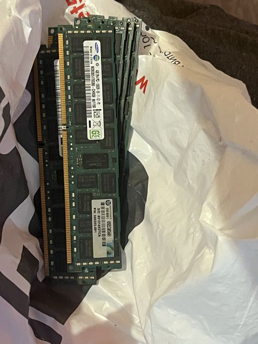 Продавам Видео карта Nvidia Palit 1050ti 4 gb и сървърна памет 6 броя по 4 гб на Самсунг