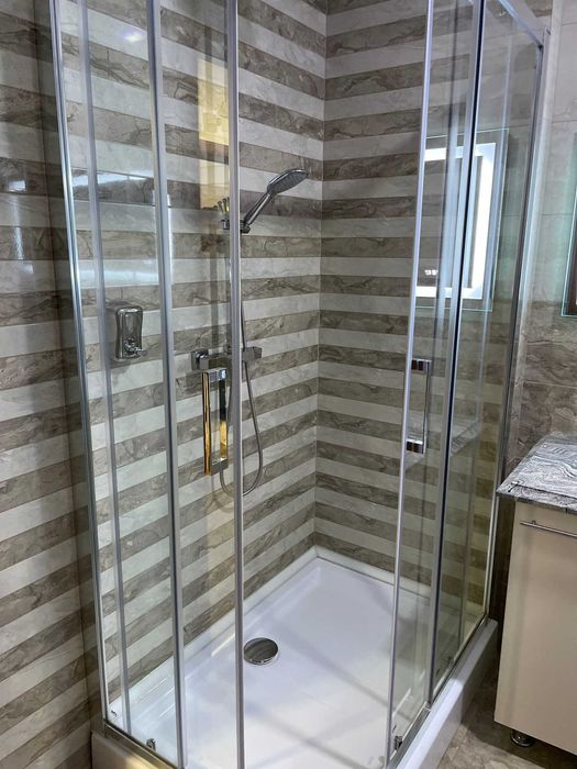 Ap. 2 cam., 76 mp,  dec., cu loc de parcare - Isaran