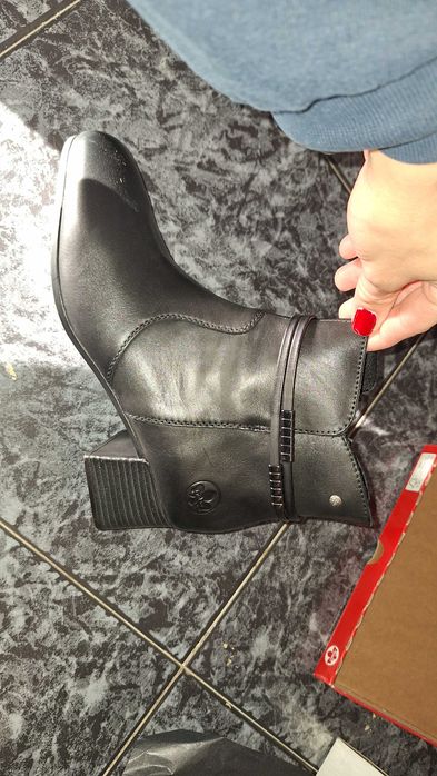 Дамски кожени боти Rieker