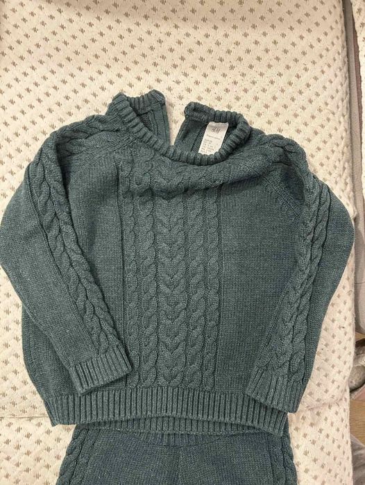 Детски плетени комплекти пуловер и панталон Н&М 98 см зелен и бежов