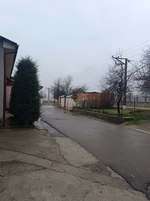 Продается участок Мирзо улугбекский район у железной дороги кабельный