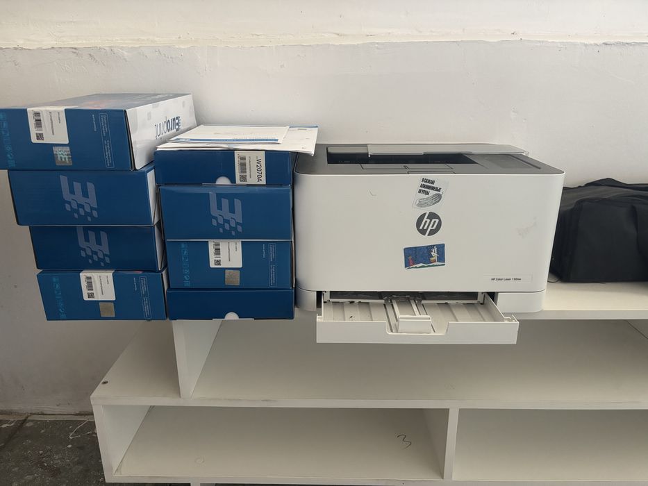 Принтер лазерный HP