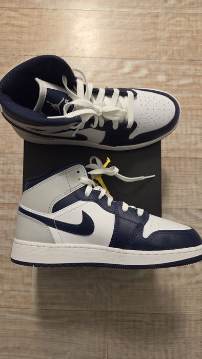 Nike Air Jordan 1  37.5 EU нови