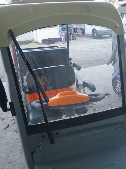 Електрическа голф количка